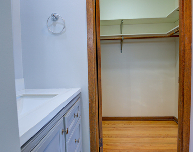 5715 N Cicero Avenue - Photo Thumbnail 20