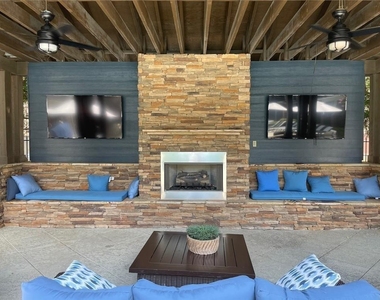 815 Millwork Circle - Photo Thumbnail 8