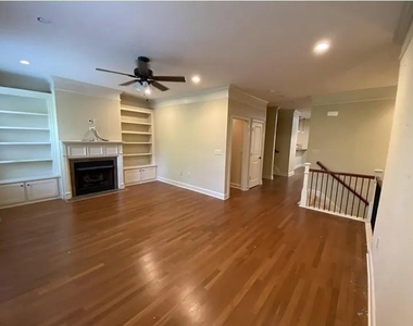 815 Millwork Circle - Photo Thumbnail 2