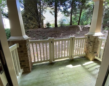 815 Millwork Circle - Photo Thumbnail 9
