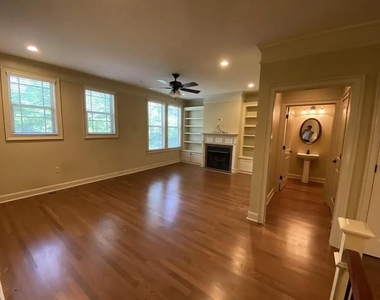 815 Millwork Circle - Photo Thumbnail 3