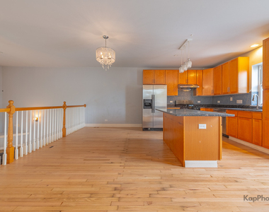 3607 W 53rd Street - Photo Thumbnail 5
