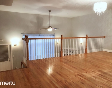 3607 W 53rd Street - Photo Thumbnail 5