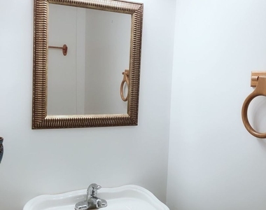 3607 W 53rd Street - Photo Thumbnail 16