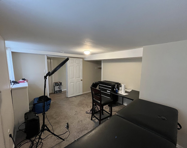 5126 W Cullom Avenue - Photo Thumbnail 4