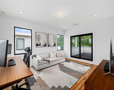 94 Whitefoord Avenue Ne - Photo Thumbnail 28