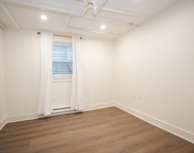 1319 W Early Avenue - Photo Thumbnail 12