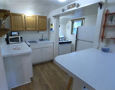 1197 Stillwood Drive Ne - Photo Thumbnail 4