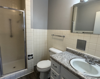 2925 Dubuque Street - Photo Thumbnail 10