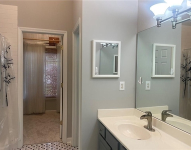 3935 Melody Mizer Lane - Photo Thumbnail 8