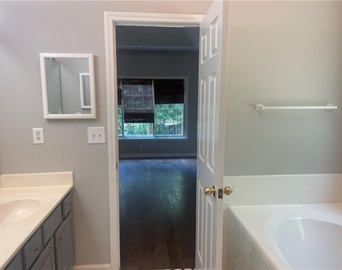 3935 Melody Mizer Lane - Photo Thumbnail 7