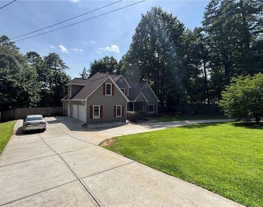 3935 Melody Mizer Lane - Photo Thumbnail 18