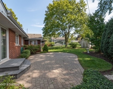 410 Prairie Avenue - Photo Thumbnail 21