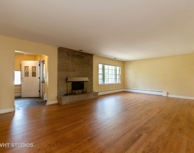 410 Prairie Avenue - Photo Thumbnail 4
