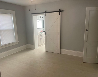 1619 Stokes Avenue Sw - Photo Thumbnail 8