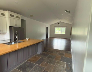 2909 Jones Mill Road - Photo Thumbnail 2