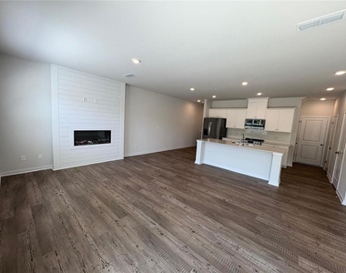 7308 Mulberry Trace - Photo Thumbnail 5