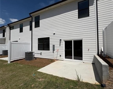7308 Mulberry Trace - Photo Thumbnail 4
