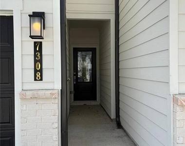 7308 Mulberry Trace - Photo Thumbnail 3