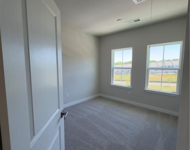 942 Sugar Vista Circle - Photo Thumbnail 18