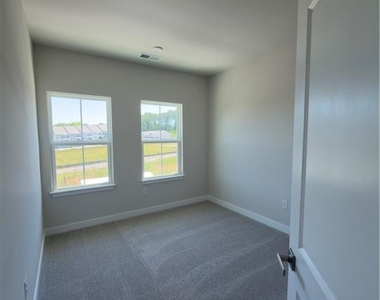 942 Sugar Vista Circle - Photo Thumbnail 16