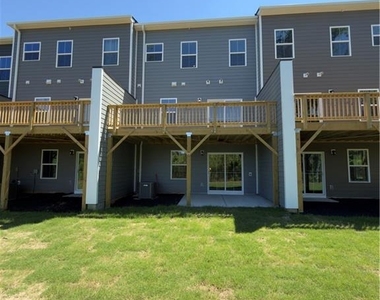 942 Sugar Vista Circle - Photo Thumbnail 34