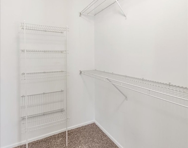 417 Cobbler Court - Photo Thumbnail 9