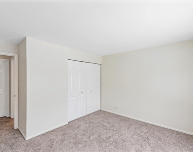 417 Cobbler Court - Photo Thumbnail 12