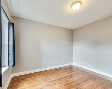 3740 N Wilton Avenue - Photo Thumbnail 9