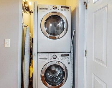 3740 N Wilton Avenue - Photo Thumbnail 21