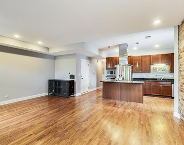 3740 N Wilton Avenue - Photo Thumbnail 3