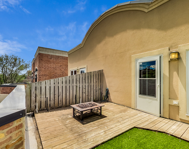 3740 N Wilton Avenue - Photo Thumbnail 16