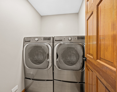 5s560 Paxton Drive - Photo Thumbnail 13