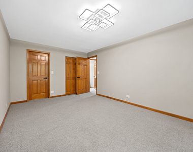 5s560 Paxton Drive - Photo Thumbnail 22