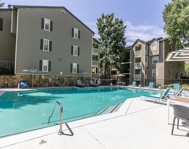 300 Deering Road - Photo Thumbnail 11