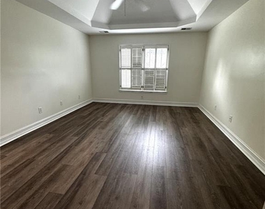 3055 Ivey Oaks Lane - Photo Thumbnail 10