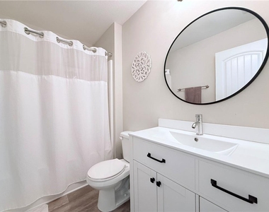 138 Livingston Court - Photo Thumbnail 21