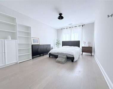 138 Livingston Court - Photo Thumbnail 19