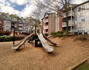 100 Ashford Gables Drive - Photo Thumbnail 13