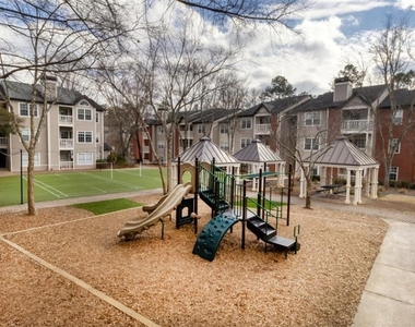 100 Ashford Gables Drive - Photo Thumbnail 24