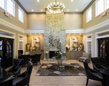 100 Ashford Gables Drive - Photo Thumbnail 18