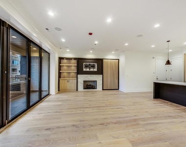 4920 N Lincoln Avenue - Photo Thumbnail 1