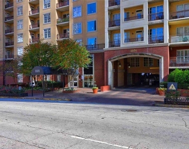 1101 Juniper Street - Photo Thumbnail 20
