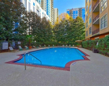 1101 Juniper Street - Photo Thumbnail 14