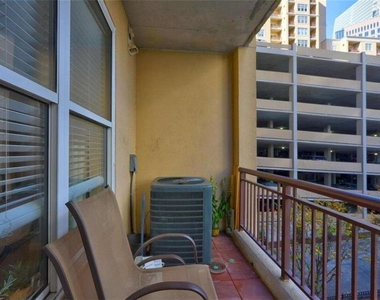 1101 Juniper Street - Photo Thumbnail 24