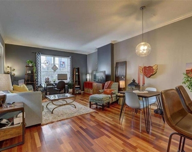 1101 Juniper Street - Photo Thumbnail 5