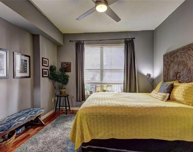 1101 Juniper Street - Photo Thumbnail 12