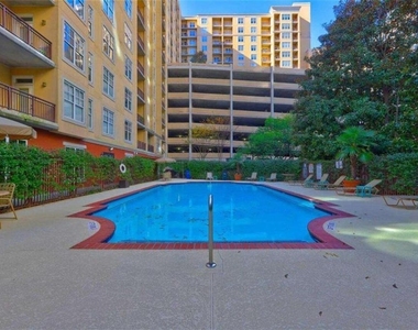 1101 Juniper Street - Photo Thumbnail 15