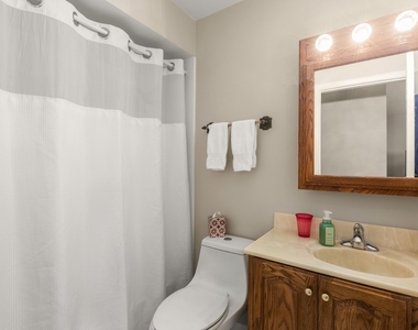 2653 N Bradford Drive - Photo Thumbnail 10