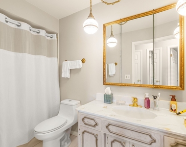 2653 N Bradford Drive - Photo Thumbnail 12